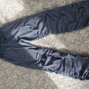 Under Armour storm work out pants